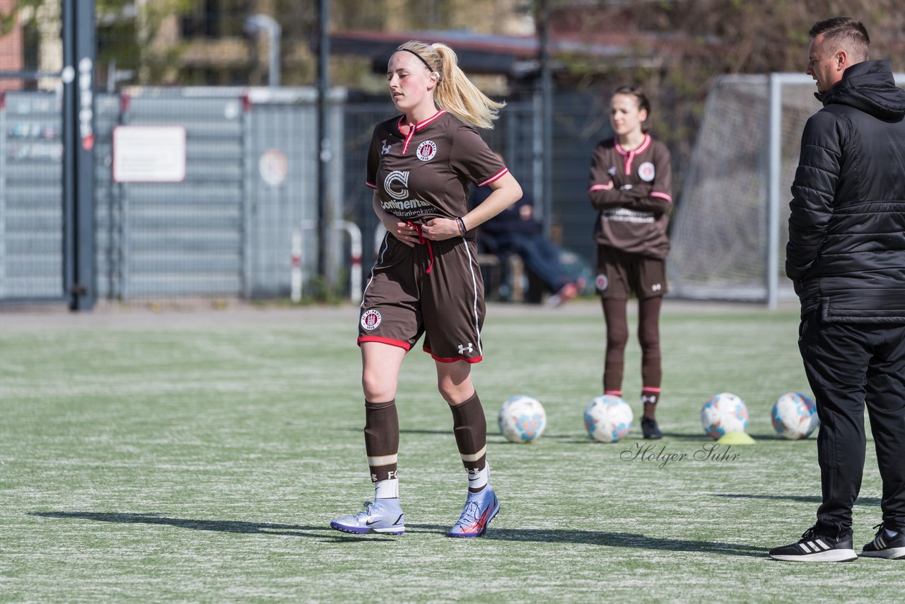 Bild 105 - wBJ St. Pauli - Walddoerfer : Ergebnis: 1:11